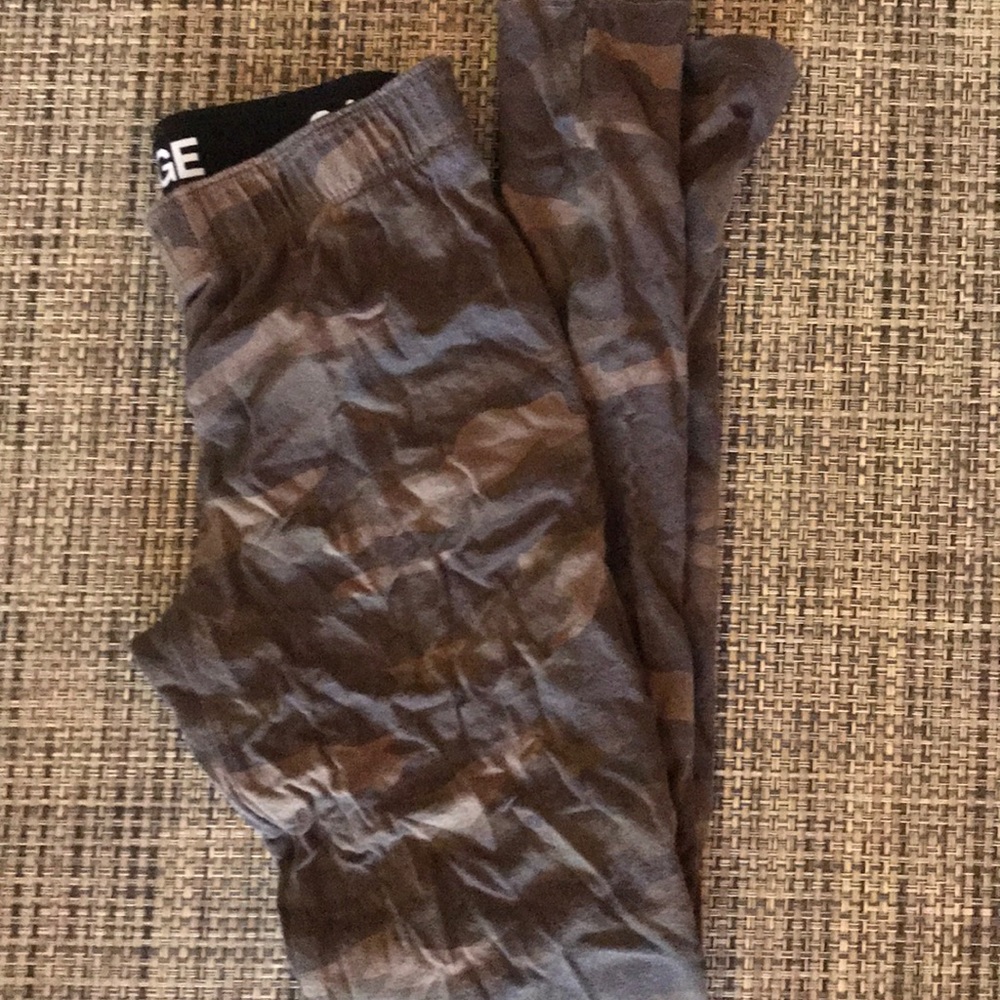 Camo Leggings by Garage size small